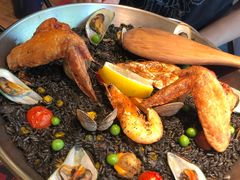 西班牙传统墨鱼汁海鲜饭-四季天方包子