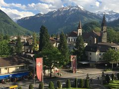 -因特拉肯贝乌里瓦奇大酒店