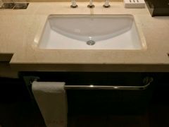 -扬州东关街文昌阁桔子水晶酒店