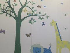 -全家便利店(洛川东路店)