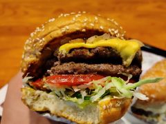-The Habit Burger Grill 哈比特汉堡(复兴soho店)