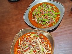 -三叔特色自贡菜(中海国际店)