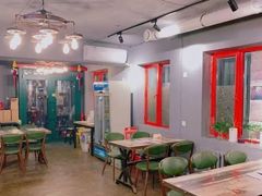 大堂-猫头鹰炸鸡