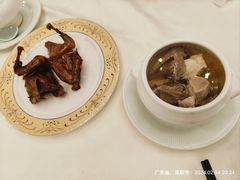 -五谷芳乳鸽王(海景店)