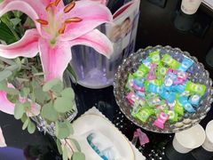 -雅悦齿科(顾村公园店)