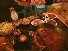 -岗上渣渣老火锅(两路口店)