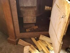 -万里闯关东铁锅炖菜馆(高新旗舰店)