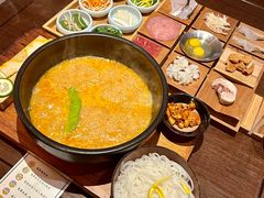 -银米·云南传统过桥米线(双廊黑金冠店)