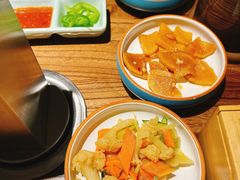 -明洞阿姨·韩式酱蟹烤肉·创意料理(三元桥店)