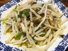 太湖芦苇根炒肉丝-呼吸森林·生态农庄农家乐私房菜