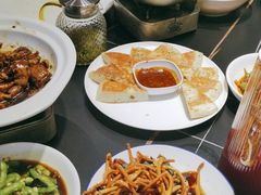 -黄泥岗·地道湖北菜(奥特莱斯店)