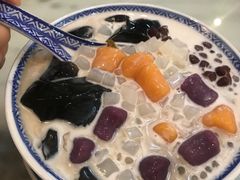 招牌椰奶烧仙草-黄氏壹品汇•水牛奶甜品(全国总店)
