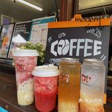 济南首家｜巴士移动饮品车🚌也太好拍了叭 ❗️