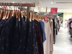 -优衣库(北京万柳华联购物中心店)