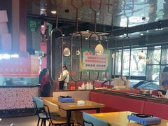 -牛满溢·自助潮汕鲜牛肉火锅(龙汇路店)