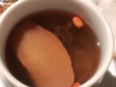 冰糖桃胶炖雪梨-初蓉丨遇见新川菜(亲贤街荣耀店)