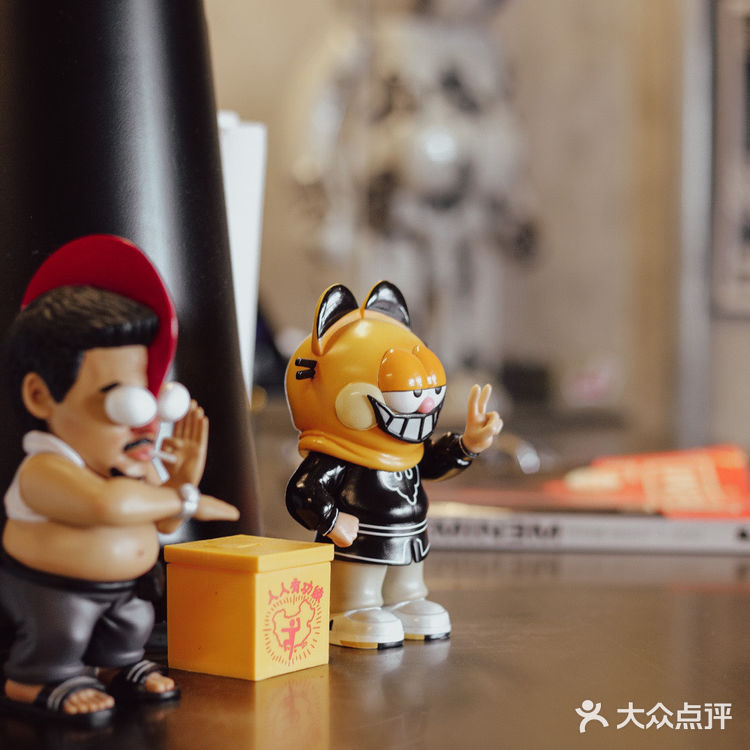 一家不好好卖咖啡的店