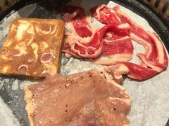 -钱小主·自助回旋烤肉火锅餐厅(东方新天地店)