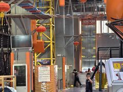 -嗨翻Hi-Fun竞技主题乐园·蹦床团建生日轰趴(荆川 国光1937店)