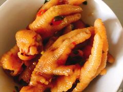 酸辣凤爪-泰康食品(南京东路店)