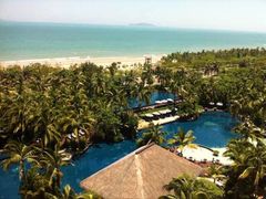 -三亚湾海居铂尔曼度假酒店