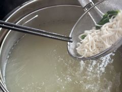 -巍山火巴肉饵丝(大理古城店)