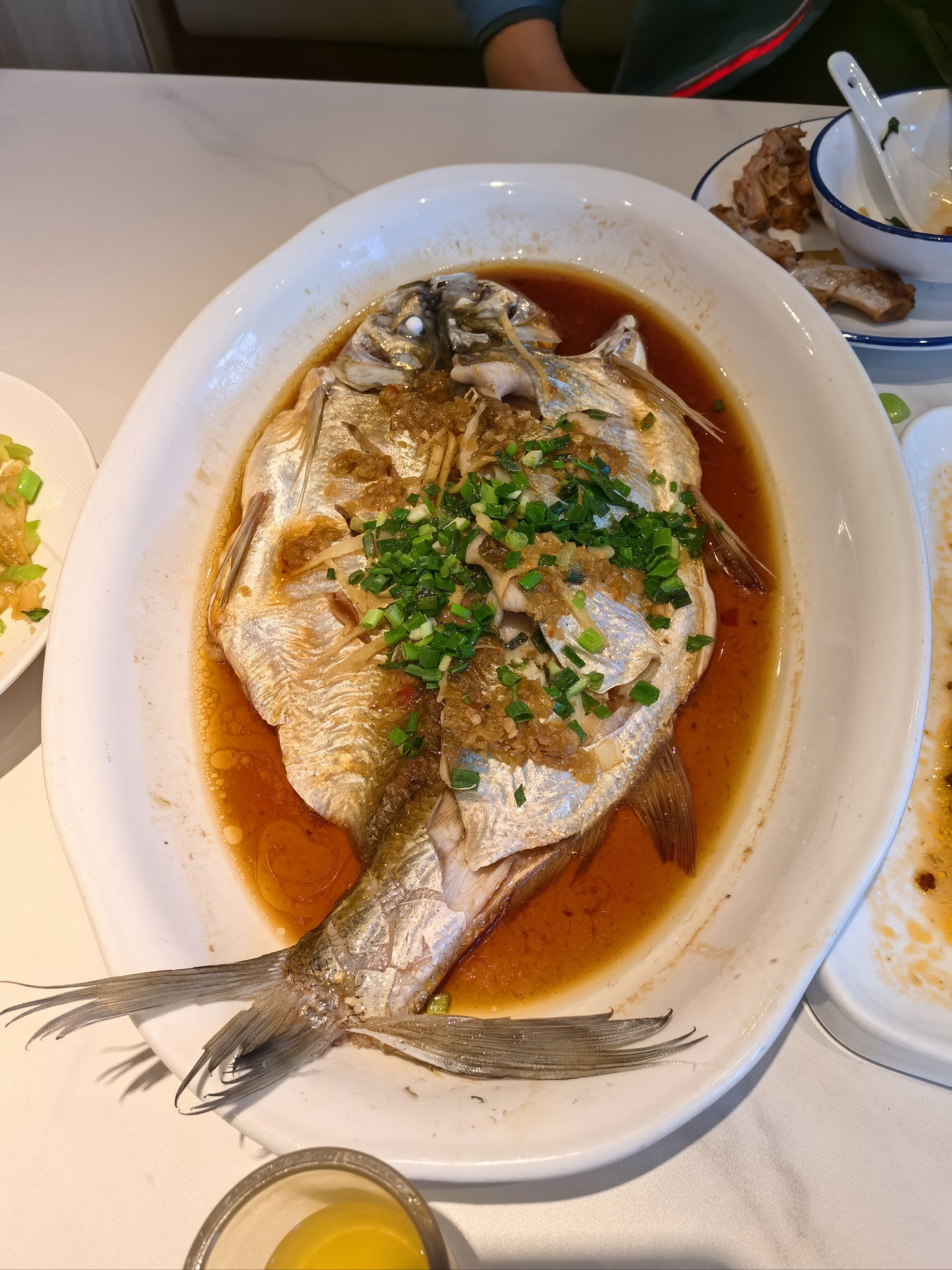 清蒸鱼的午餐时光