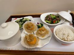 -莉泽月子中心(凯旋江景店)