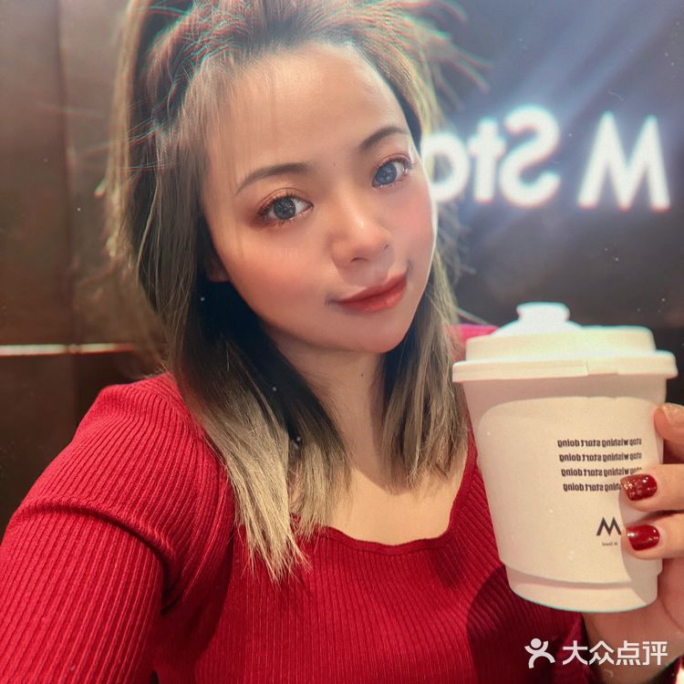 工业风咖啡店M Stand