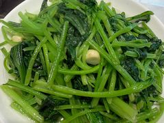 -乡土特色.冷锅鱼.牦牛肉汤锅