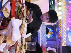 -海盗船. 龙虾烧烤. 酒馆
