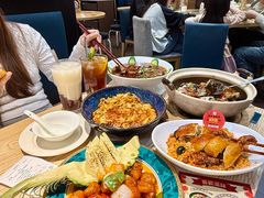 -滋味满屋美食坊(上海街店)