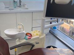 -极光口腔·矫正种植修复(锦江店)
