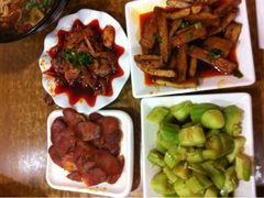 麻辣鸡、黄瓜、香肠、豆干-小厨面(巨野路店)