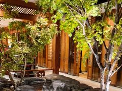 -萨拉伯尔(燕莎友谊商城店)