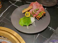 -山川小町·极番烧肉(新地假日广场店)