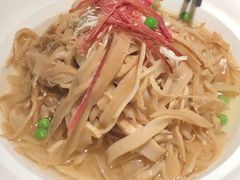 火腿笋干丝-吴越荣记苏州菜·松鼠桂鱼(月光码头店)