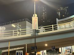 -山顶缆车