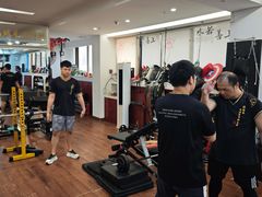 -温鉴良实用咏春拳
