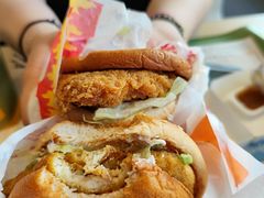 板烧鸡腿堡鸡翅餐-麦当劳(军博店)