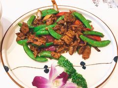 黑椒蜜豆炒牛柳-小六汤包砂煲菜(文景路店)