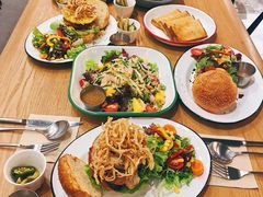 -HELLO 27 意面·沙拉·帕尼尼