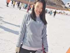 -采薇庄园四季滑雪场