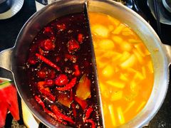-湊湊火锅·茶憩(新中关购物中心店)
