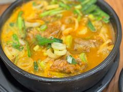 猪骨汤饭-旺清进洞米肠汤
