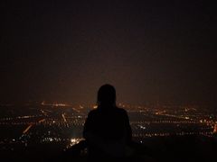 -鬼笑石后山停车场