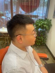 -心迪染发专门店