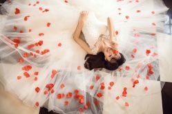 -挪娅婚纱摄影皇家会所
