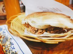 纯手工托托馍肉夹馍-张兴邦擀面皮(禧悦里店)