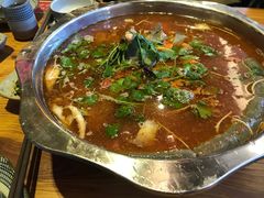 -老凯俚酸汤鱼(鸿通城店)